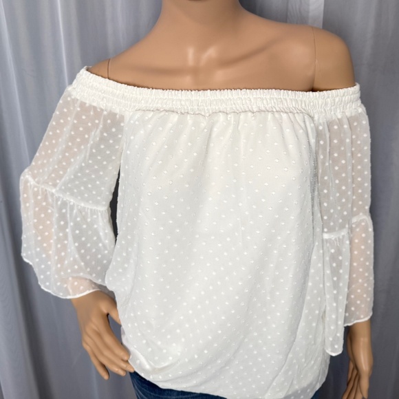 MAURICES Women’s Top (Size M) - Picture 2 of 16